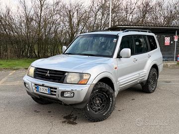 Mitsubishi pajero 3.2 DI-D 4X4 automatico