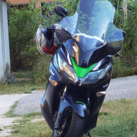 Vendo Scooter Kawasaki J300