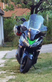 Vendo Scooter Kawasaki J300