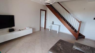 210 Duplex recente costruzione