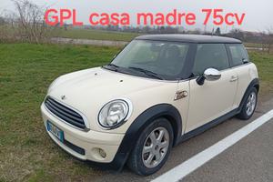 Mini 1.4 16V 75cv Ray G GPL casa Madre.