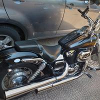 VT 750 Black widow in perfette condizioni