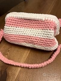 Borsa all uncinetto chiusura clucth