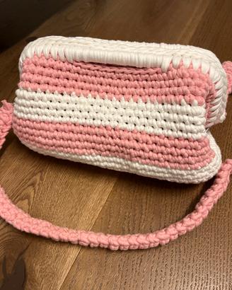 Borsa all uncinetto chiusura clucth