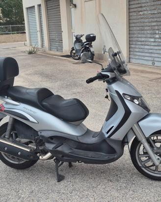 Beverly 400ie 