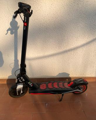 Monopattino Elettrico Aprilia Esr1