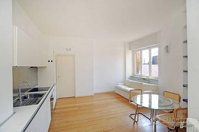 BIlocale via Mac Mahon 50