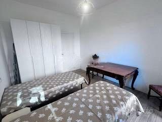 Stanza singola ristrutturata a Gorla M1