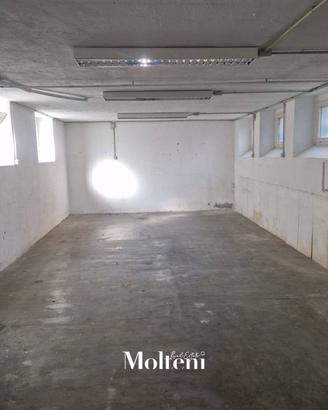 Immobile di 102 m² a Lecco