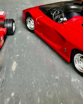 Ferrari Mythos 1:18 + Ferrari F300 1:24