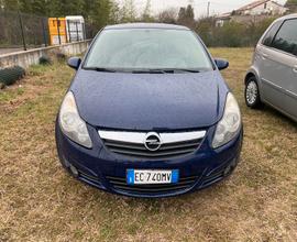 Opel Corsa 1.2 benz/Gpl ok neopatentati
