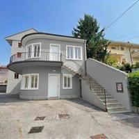 PORZIONE DI BIFAMILIARE A VICENZA