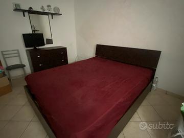 Letto contenitore con cassettiera  e comodini