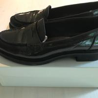 Scarpe Mocassino vernice grigio scuro