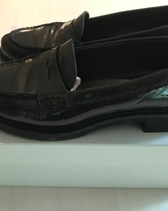 Scarpe Mocassino vernice grigio scuro