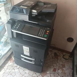Multifunzione A3 a colori Taskalfa 300ci Kyocera