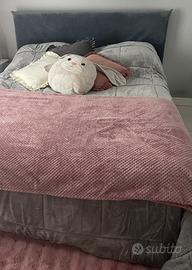 Letto matrimoniale con contenitore