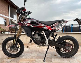Husqvarna SM 125 - 2011