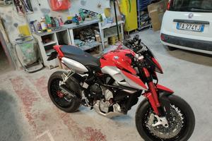 MV Agusta rivale 800 Eas abs