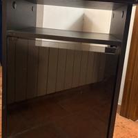 Mobile per televisore con anta in vetro