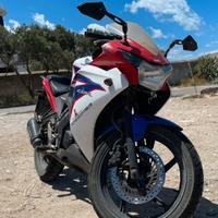 Honda Cbr125r