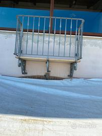 Balconcino ferro zincato artigianale