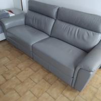 Divano ecopelle eletrrico 2 posti