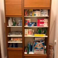 Credenza con ante scorrevoli