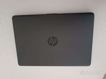 Pc portatile Hp 240