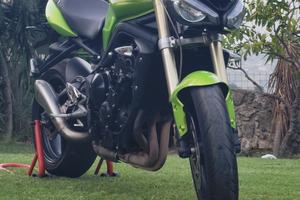 Triumph Street Triple 675 R – Mono Öhlins – HP Cor