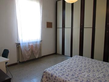 Ampie e luminose camere singole zona ospedale