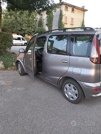 Toyota Yaris verso .