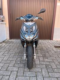 Yamaha Aerox 50 cc anno 2017