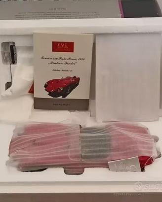 Ferrari 250 Testa Rossa Pontoon Fender CMC M-071