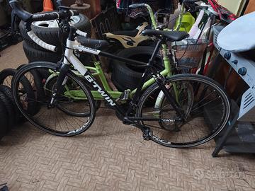 Bici da corsa Btwin ruote da 28