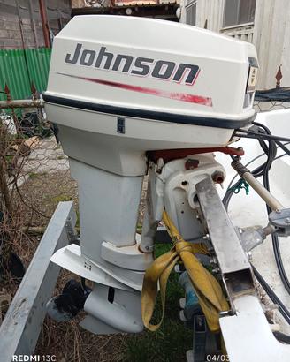 fuoribordo 40 CV Johnson bombardier 