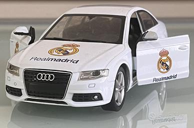 Modellino Audi A4 Saloon 2008 Real Madrid diecast