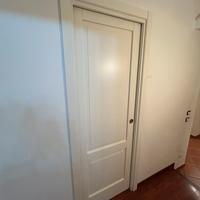 Porte scorrevoli vero legno laccano ral 9010