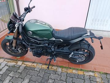 Benelli 800-
