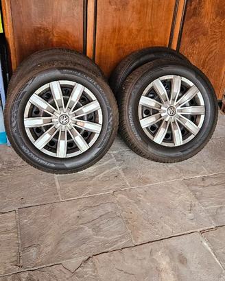 4 rote VW 17 " Hankook invernali 215/65 R17