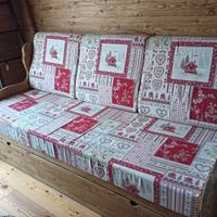 Divano tirolese con letto estraibile