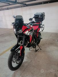 AFRICA TWIN 1100 MANUALE