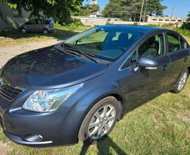 Toyota Avensis 2.0 D-4D Sol