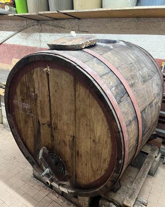 Botte ultracentenaria in castagno 11 quintali