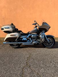 Harley-Davidson 107 Road Glide Ultra (2018) - FLTR