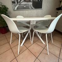 Tavolo ovale allungabile