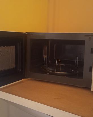 forno a microonde e grill 