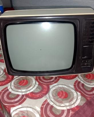 TV bianco e nero grunding 