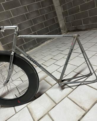 Bici Pinarello Pista