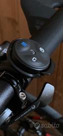 Sensore di velocita, cadenza e telecomando Garmin.